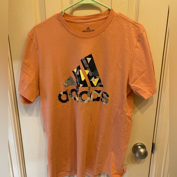 Adidas pink amplifier tee - Picture 1 of 4